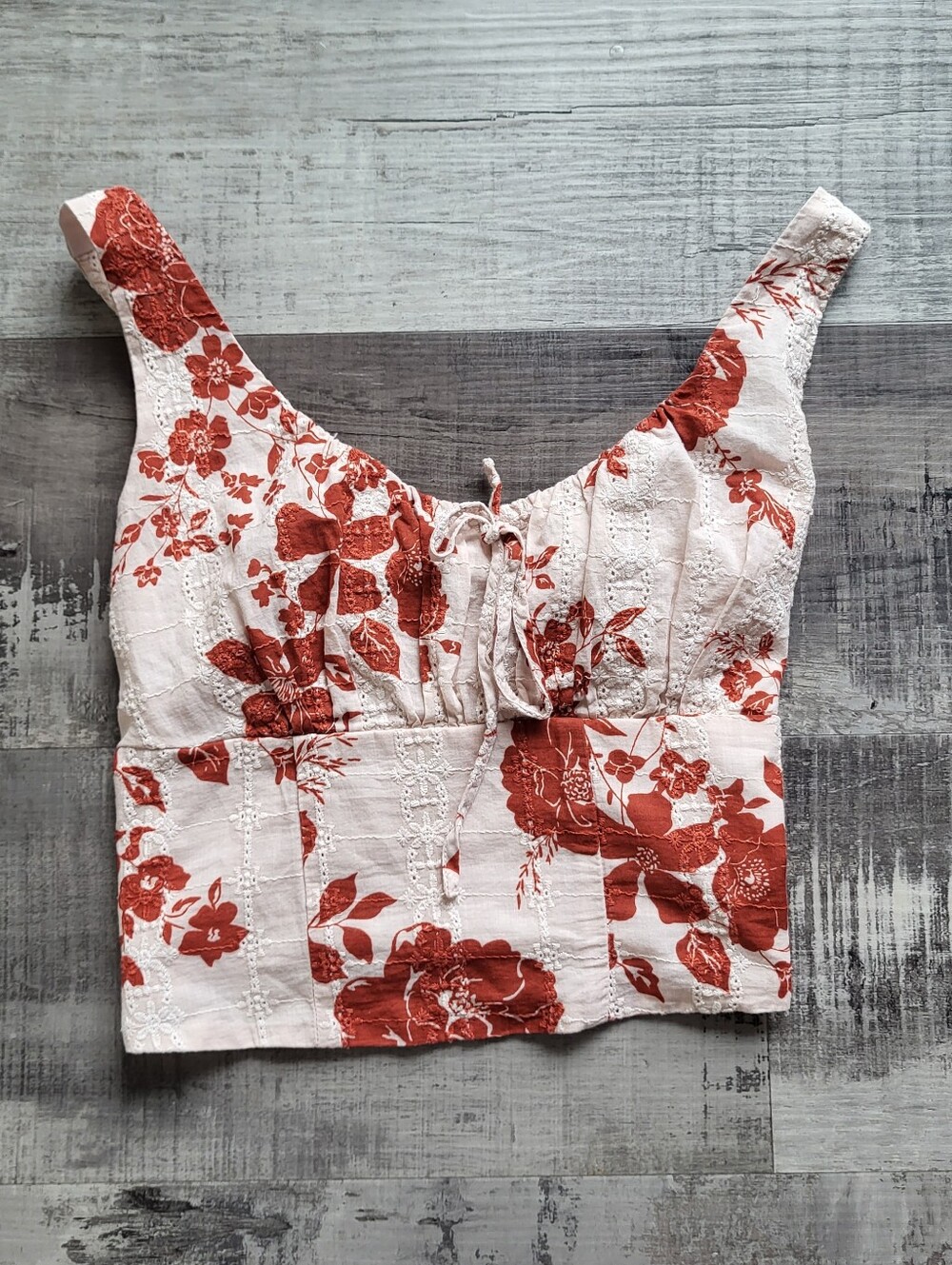 Crystal Sky Floral Corset Crop Top XS Red White Lace Tie Front Cottagecore